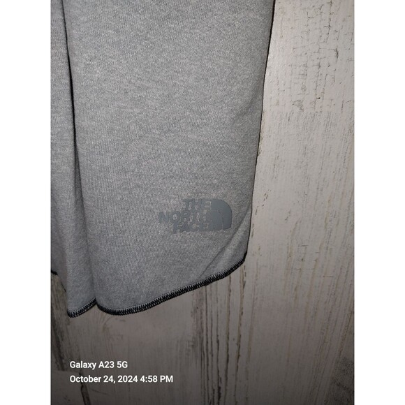 The North Face Womans Grey Sleeveless Tank Top Work for It XL - Picture 4 of 5